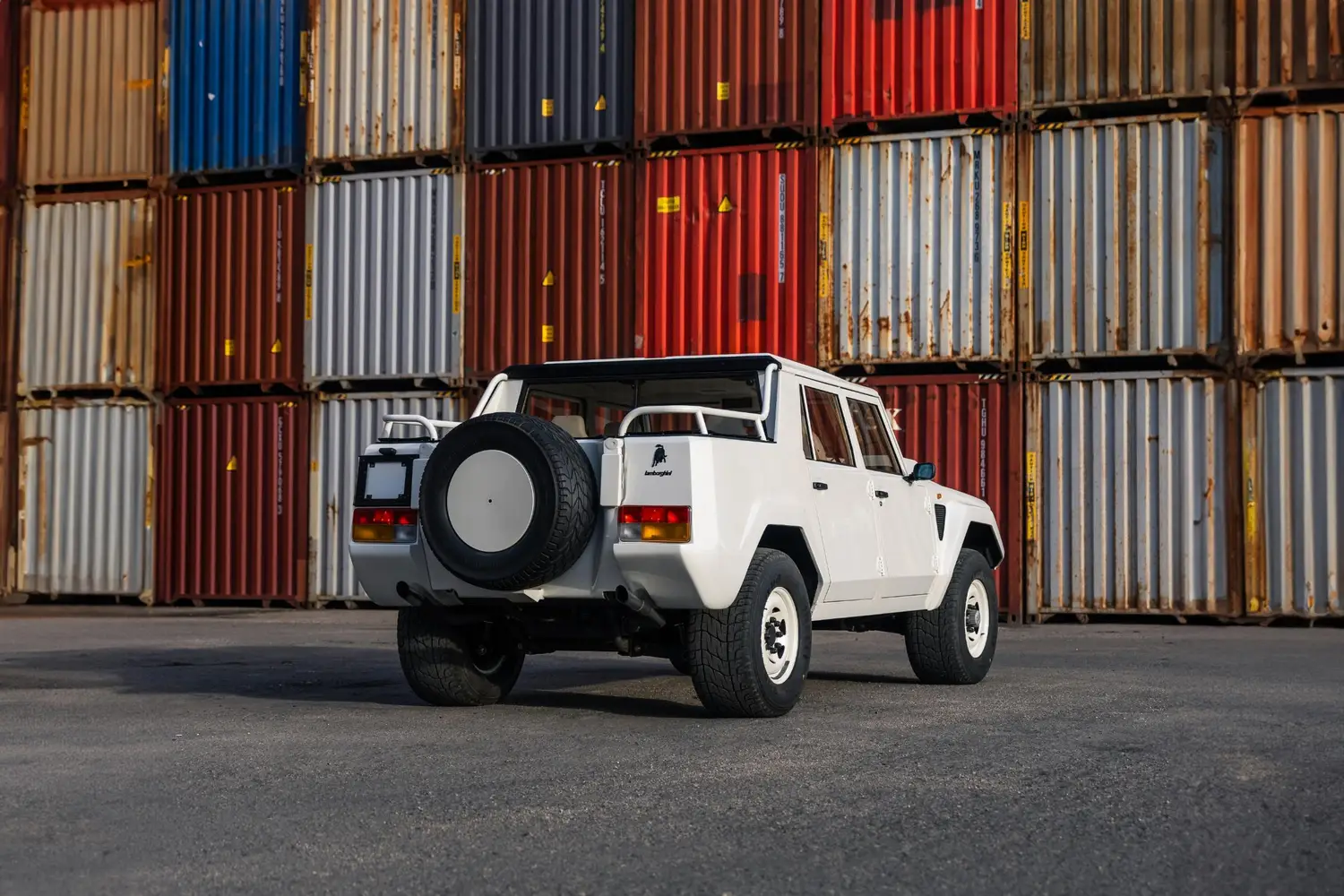 1988 Lamborghini LM002 