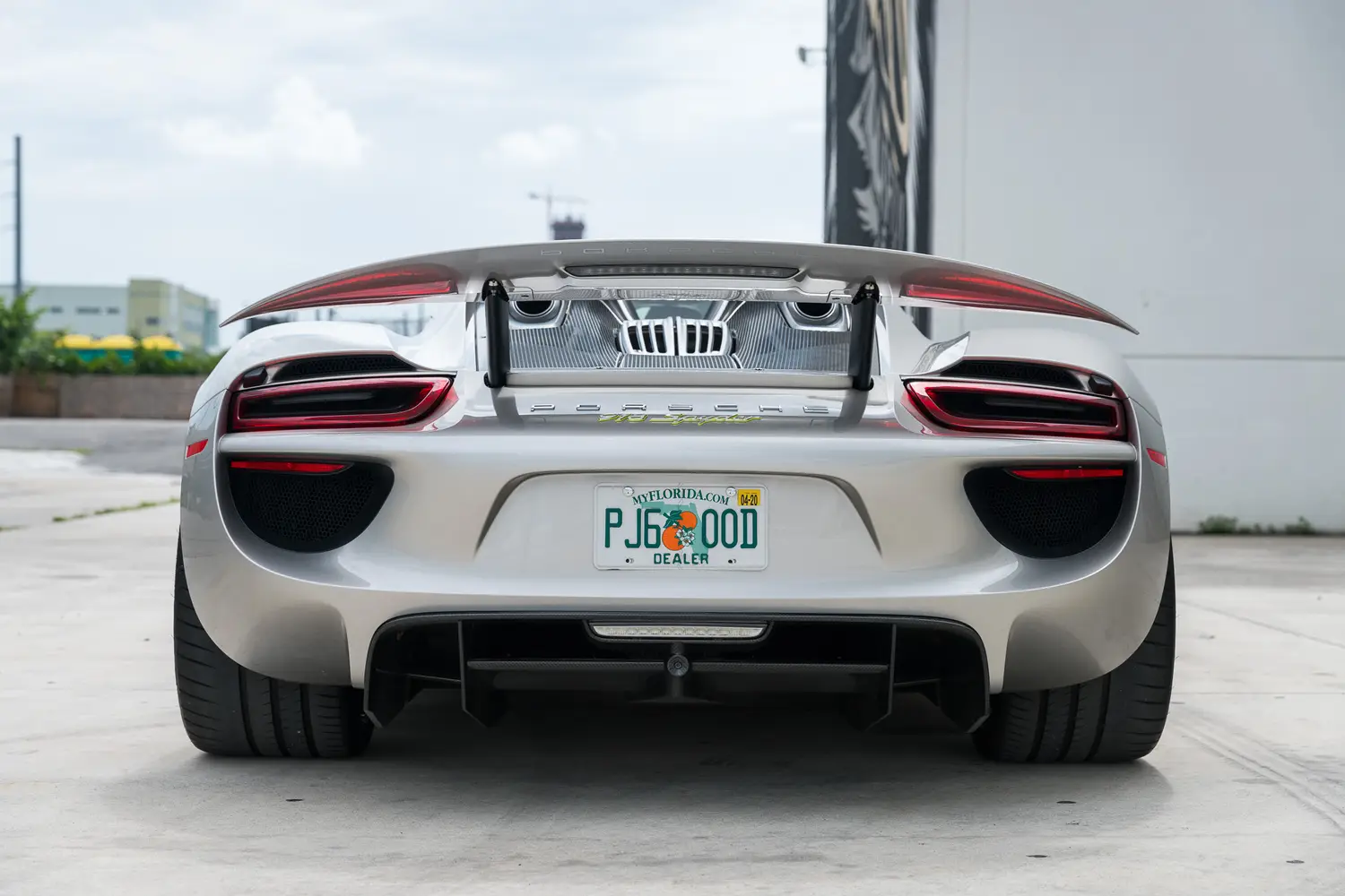2015 Porsche 918 Spyder 
