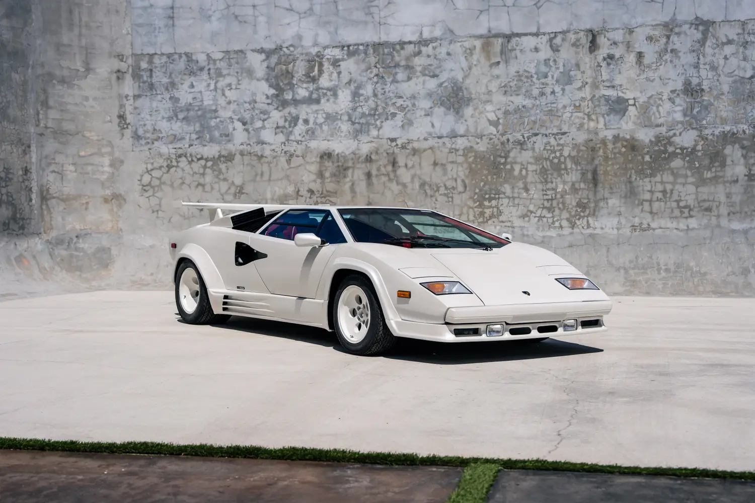 1989 Lamborghini Countach   5000 QV