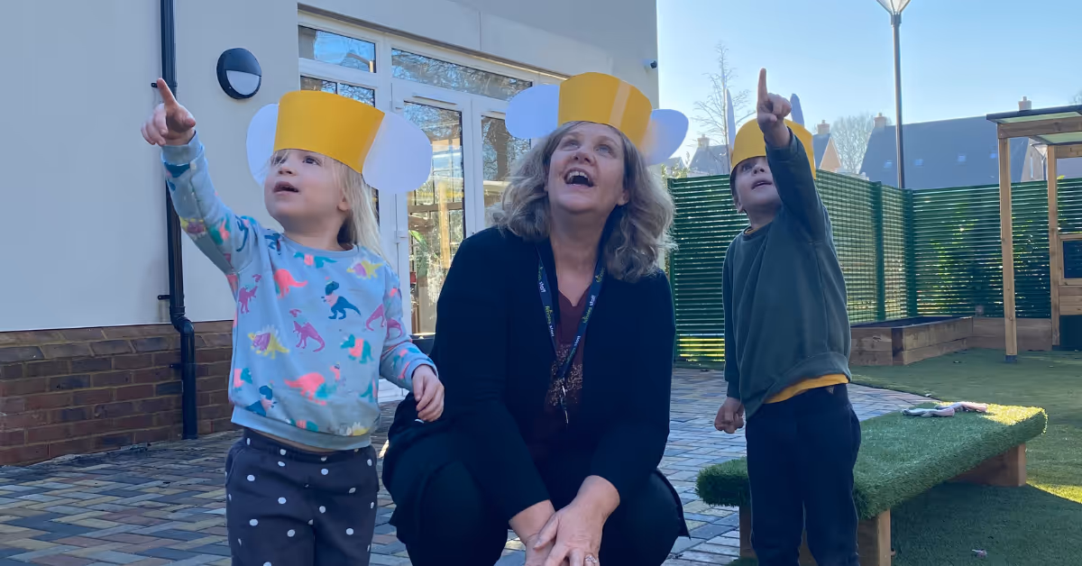 Boosting Children’s Curiosity & Well-being with Regular Nature Walks 