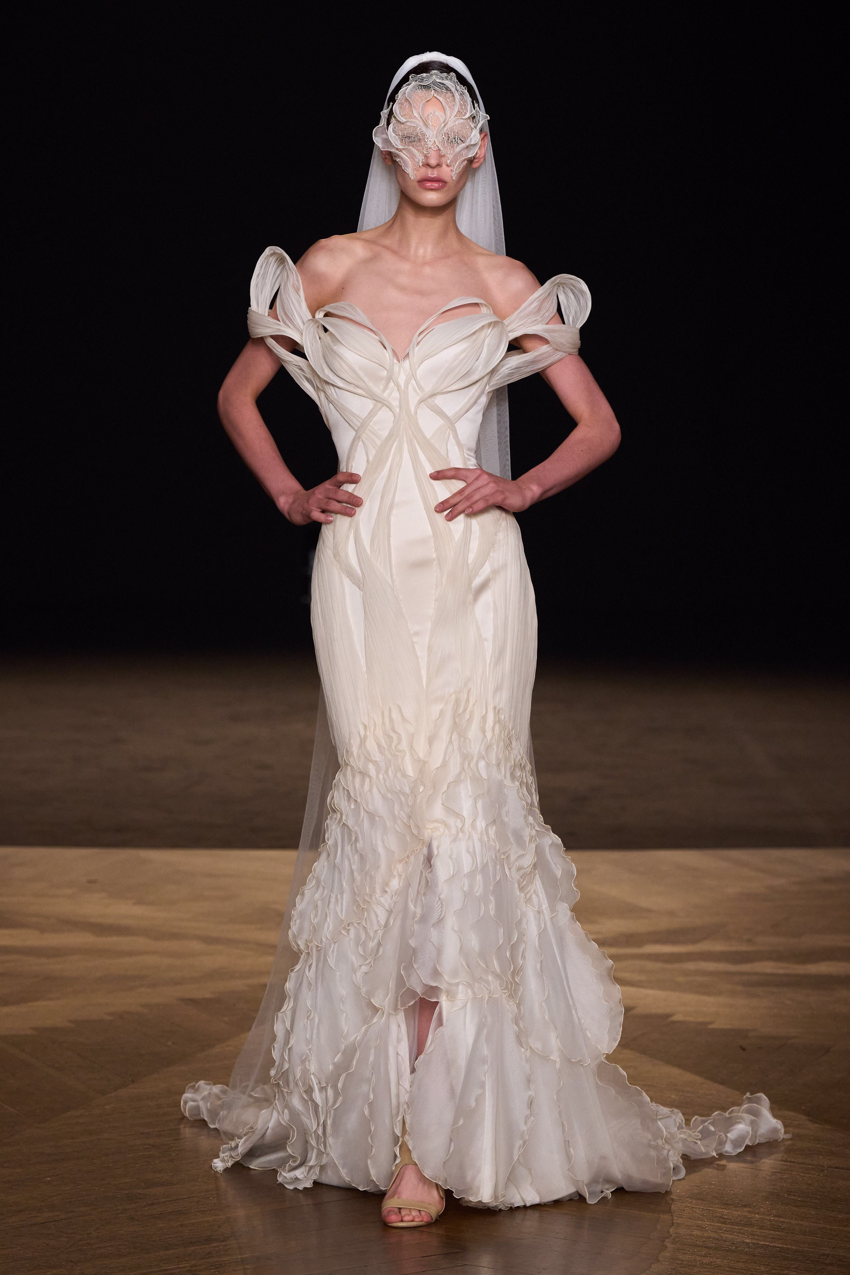Iris Van Herpen FW 2025