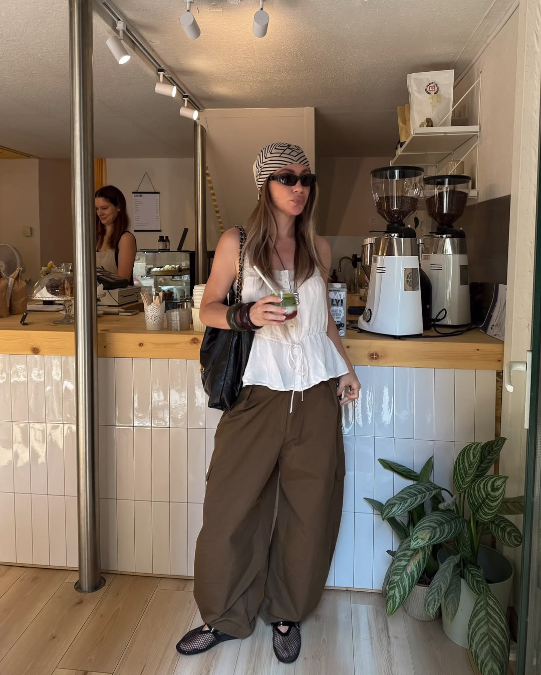 @whatgigiwears
