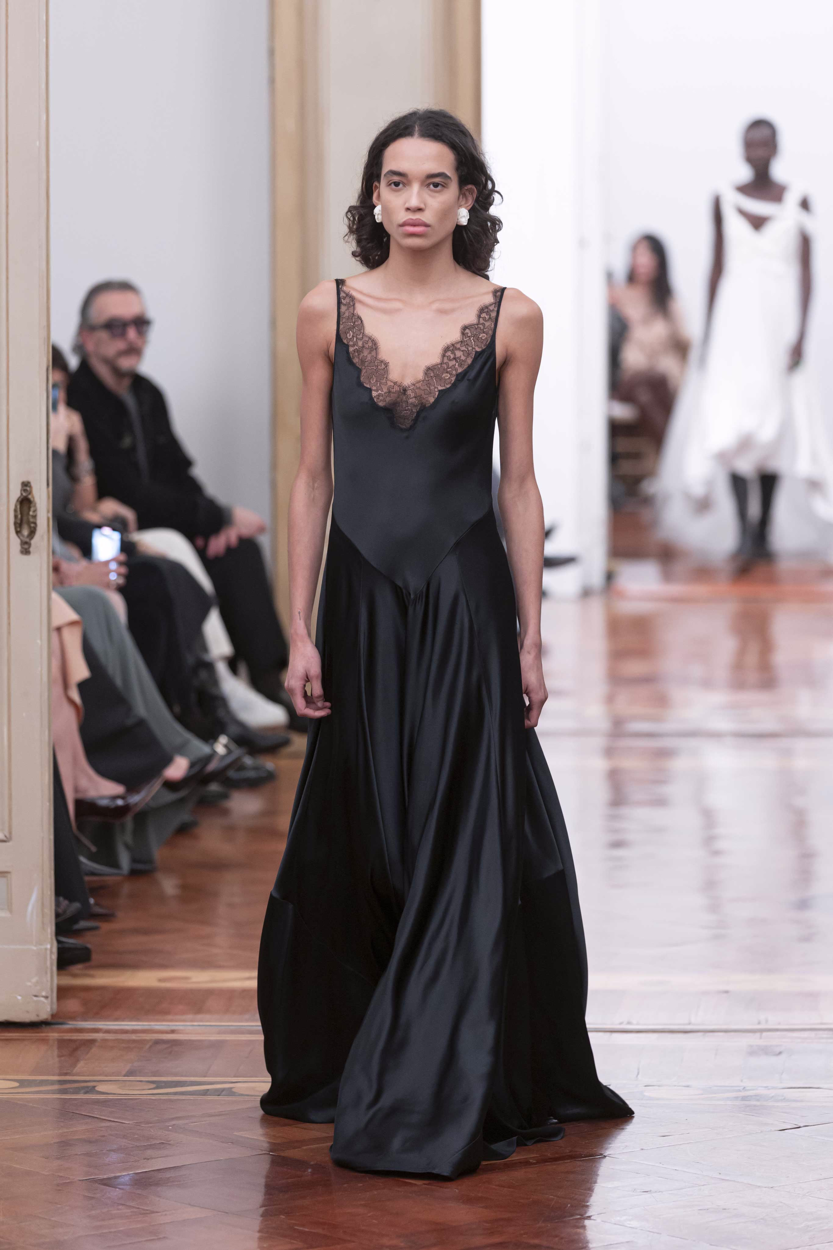 Alberta Ferretti FW 2025