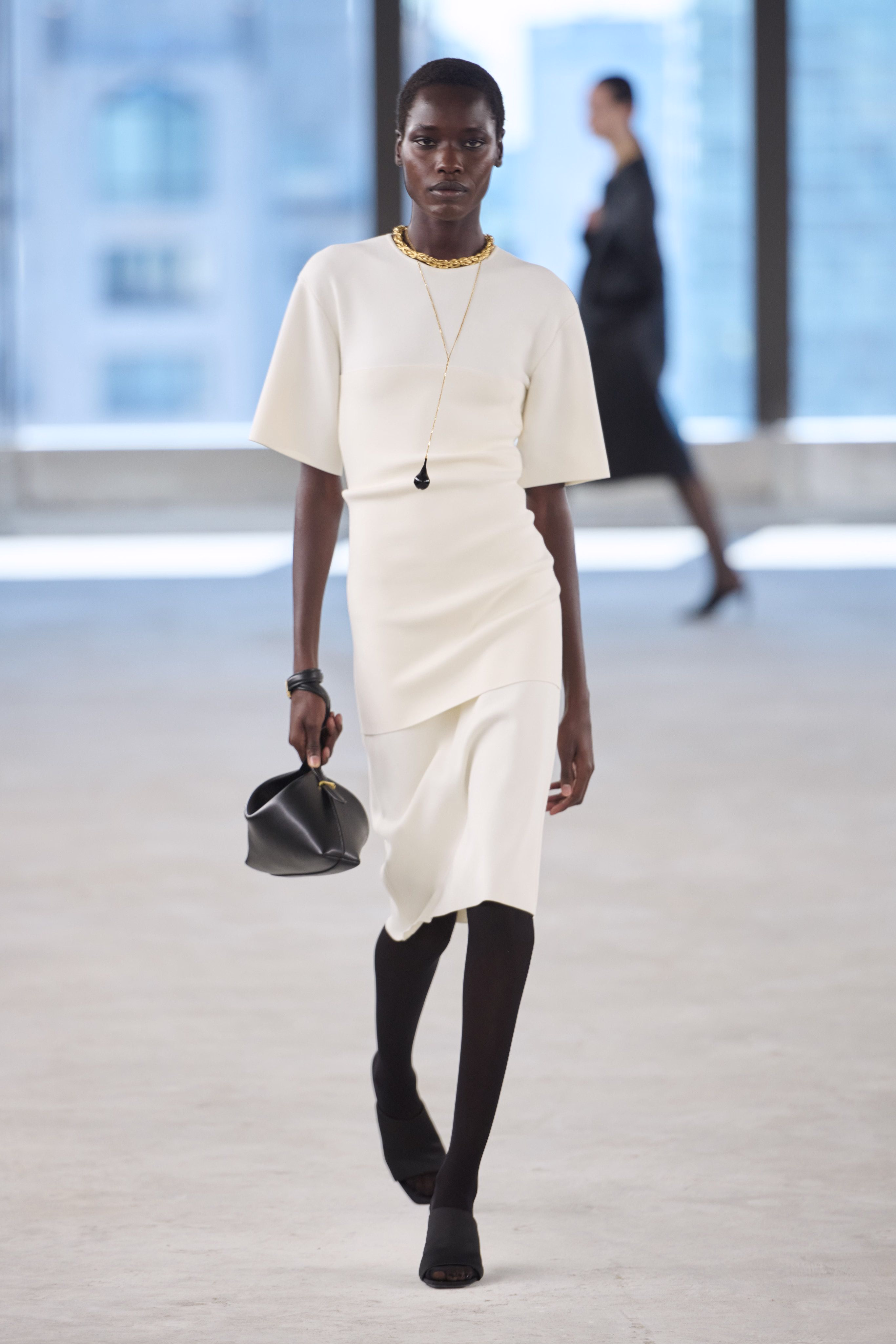 Toteme SS 2025
