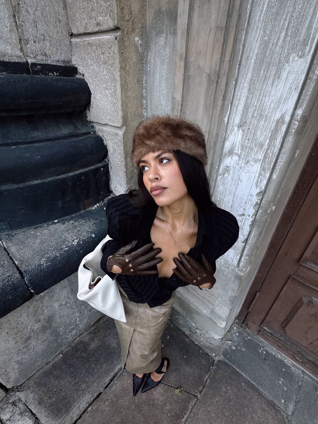 @bellaheitit