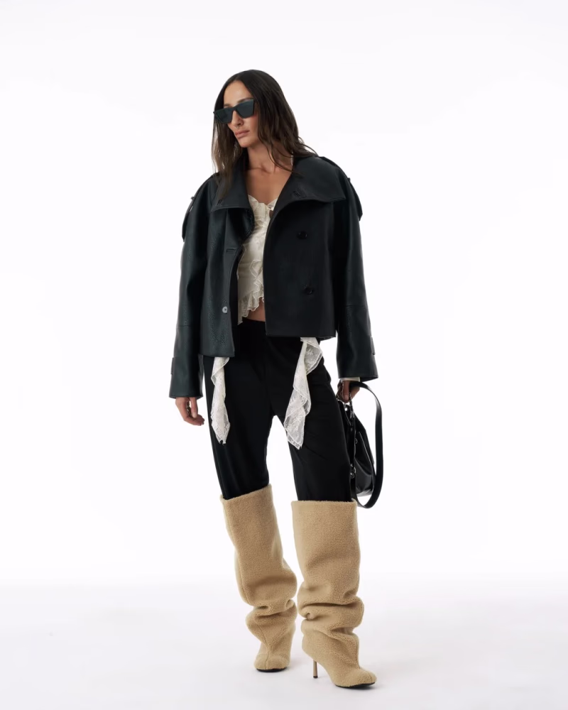 Плюшевые сапоги-трубы WYSH