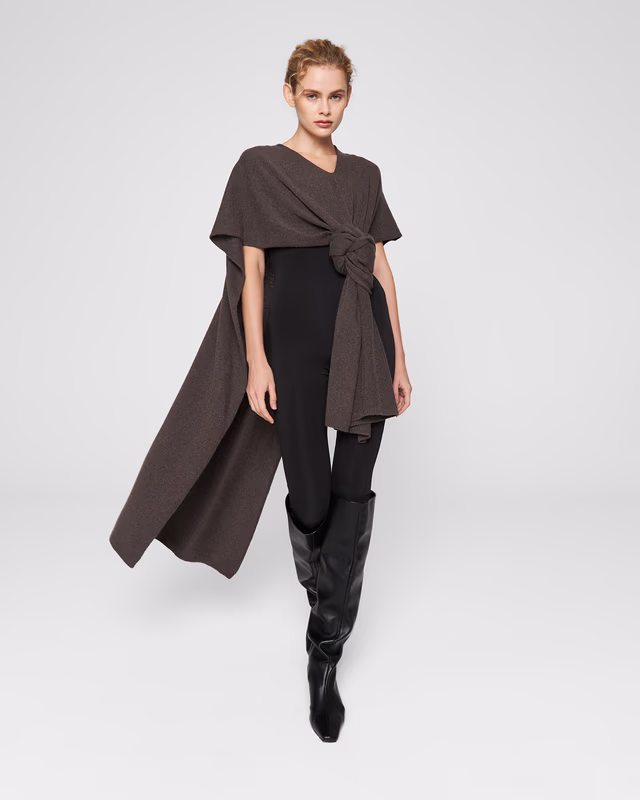 Шарф - кейп  ECLATA