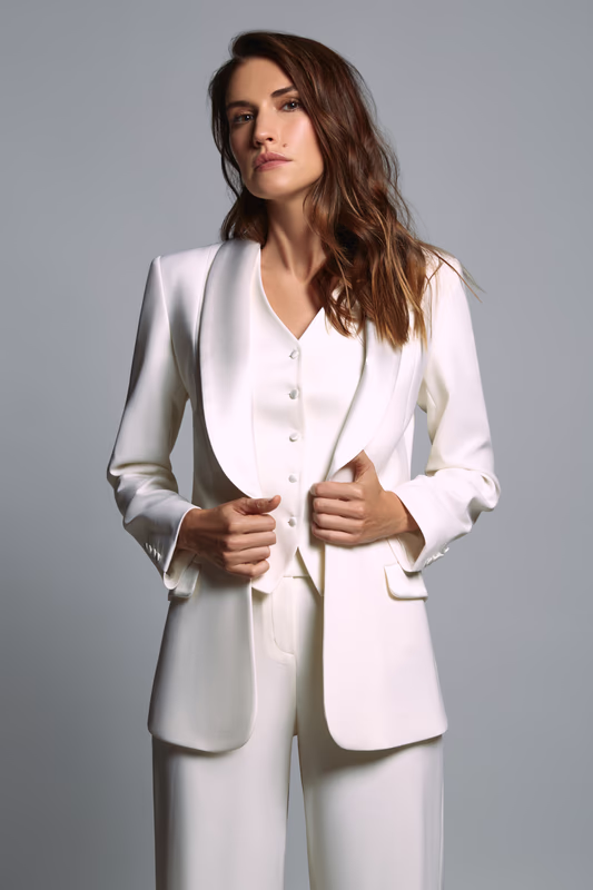 Белый жакет-смокинг ELEAN