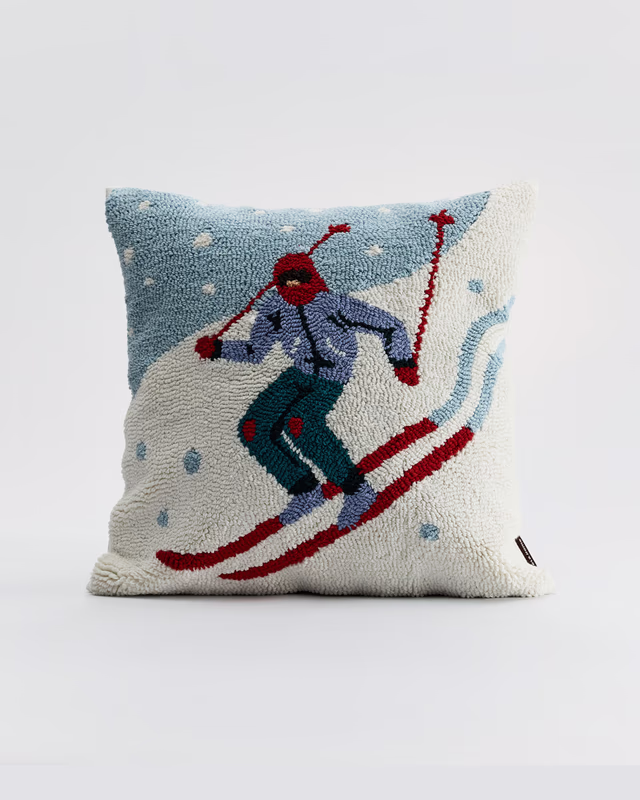 Чехол для подушки SELA.