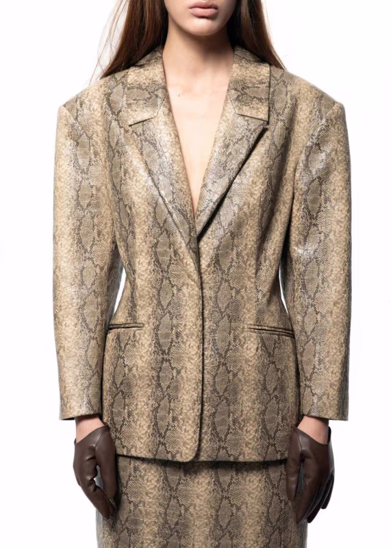 ЖАКЕТ ASYA SEMYONOVA