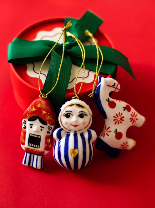 Набор новогодних игрушек из фарфора ZORCA