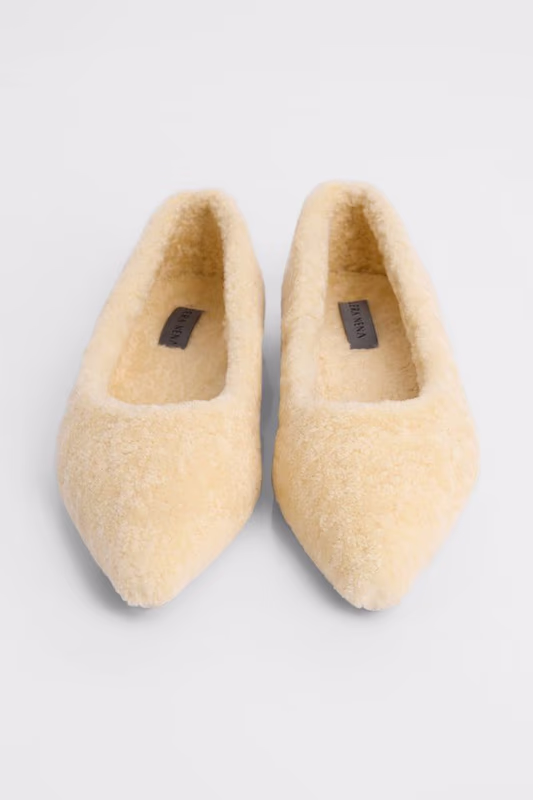 Балетки из натурального меха TOPTOP