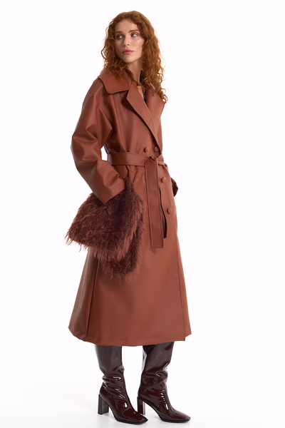 Пальто-тренч двубортное с карманами-листочками COMMODE