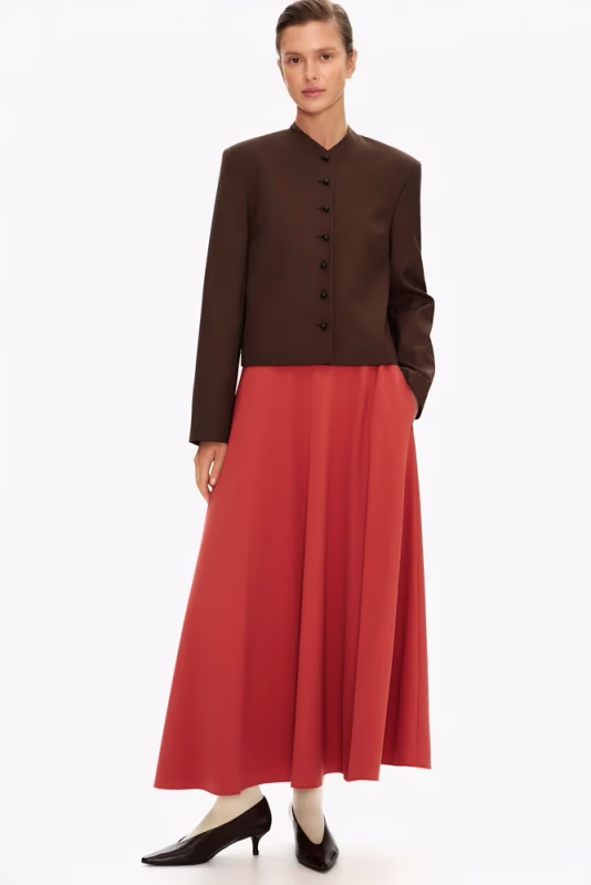 Юбка расклешённая из костюмной ткани DAISYKNIT