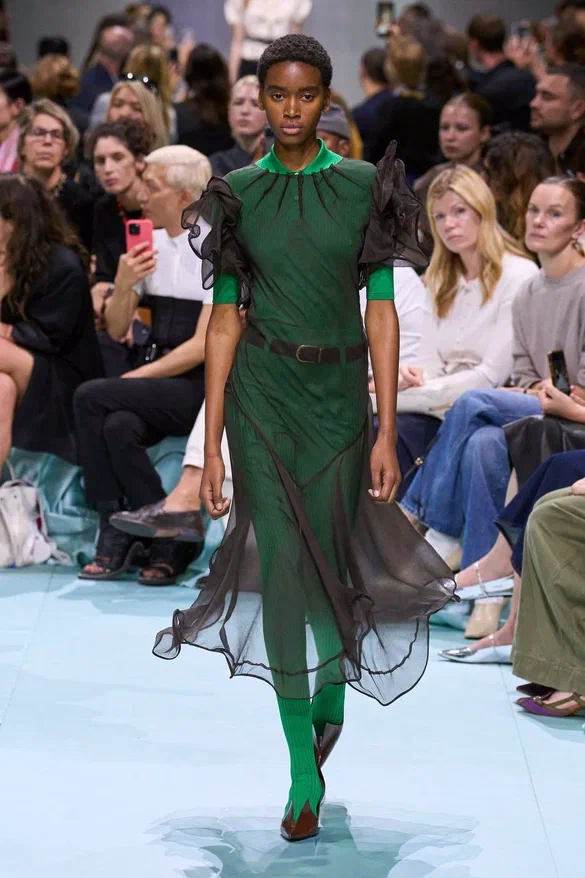 Prada SS 2025