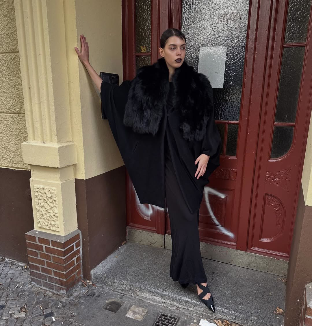 @singblackbirdvintage