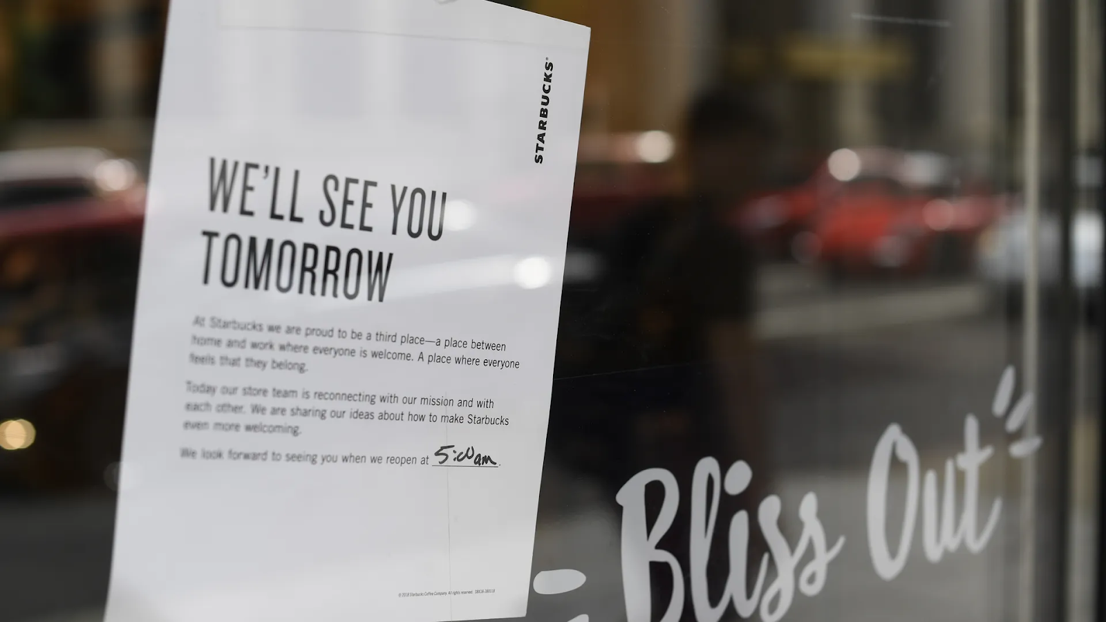 starbucks reputation management example