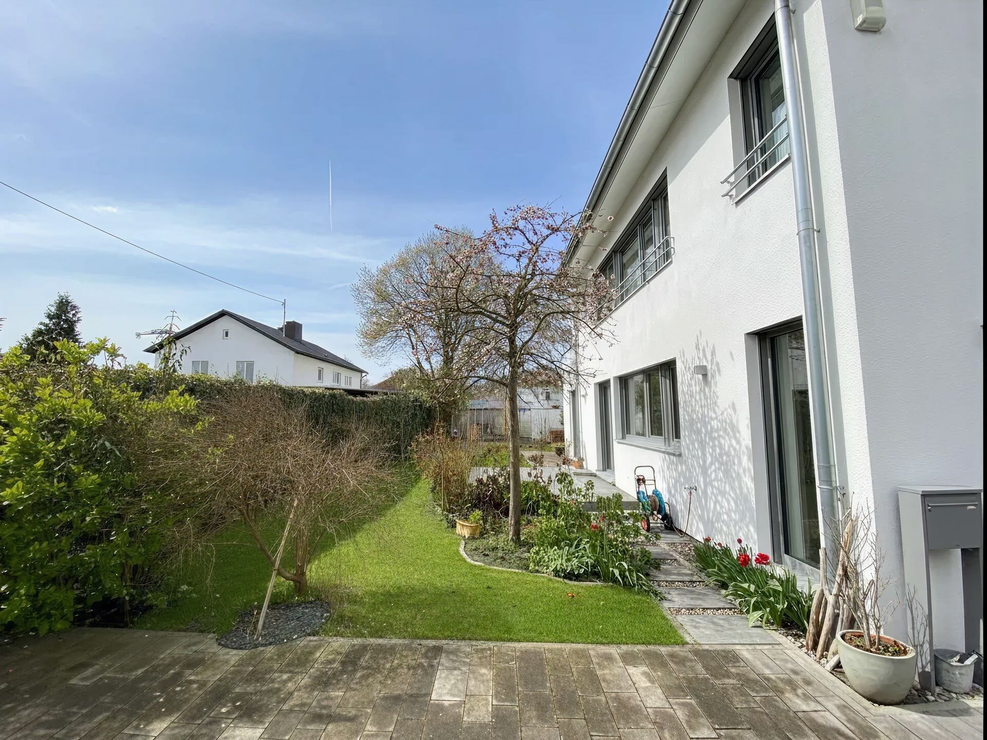 Friedberg | Architektenhaus mit PV
