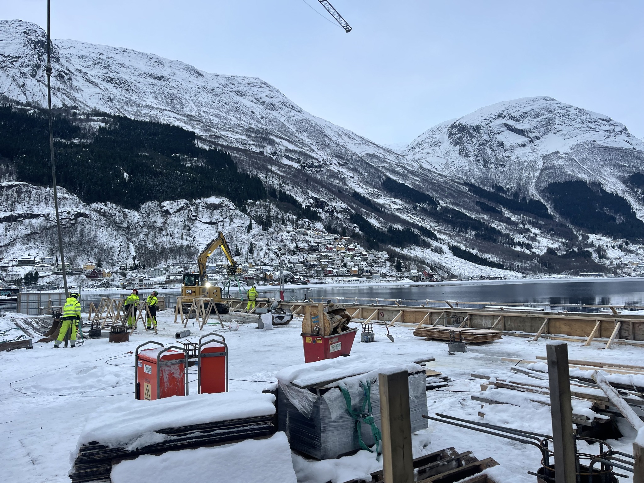 Moderne leilegheiter med utsikt mot fjord og fjell