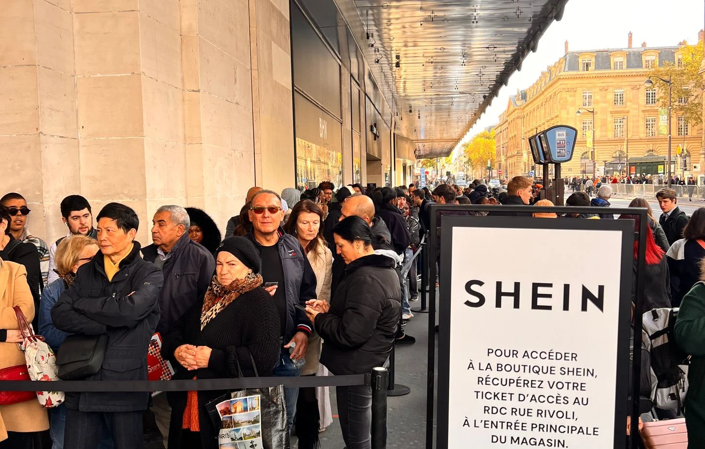 Shein store in Paris opening day | MyTraffic Analysis