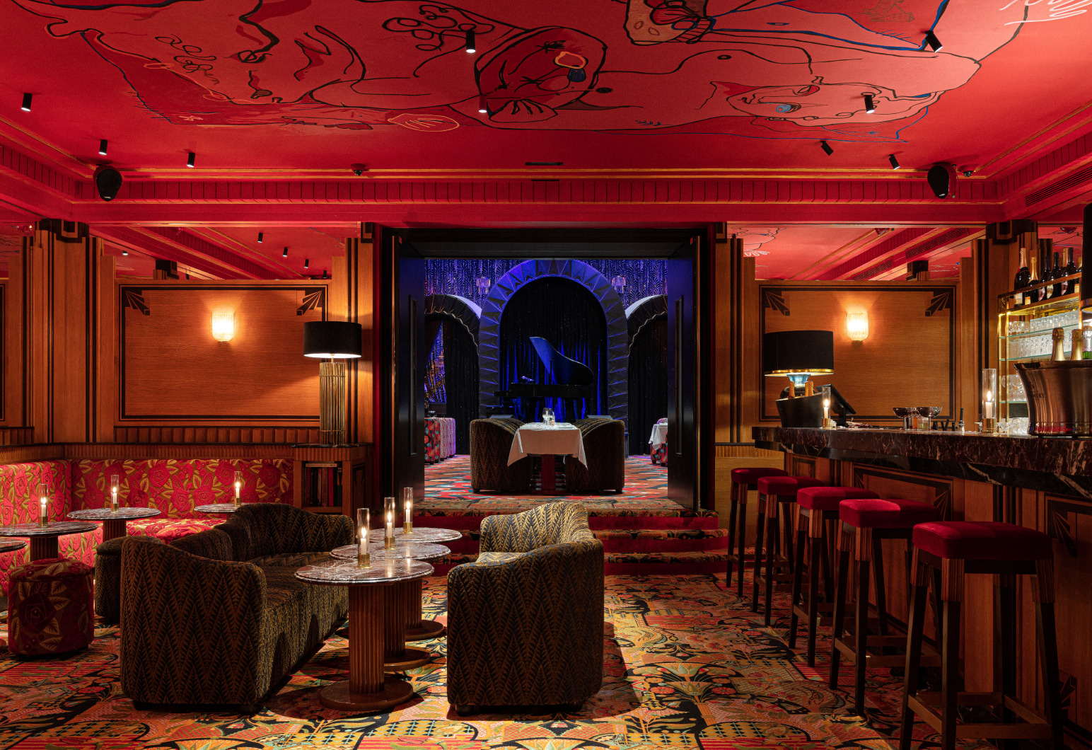 Le Boeuf sur le toit, un restaurant dans le même quartier que le Café Lacoste | MyTraffic