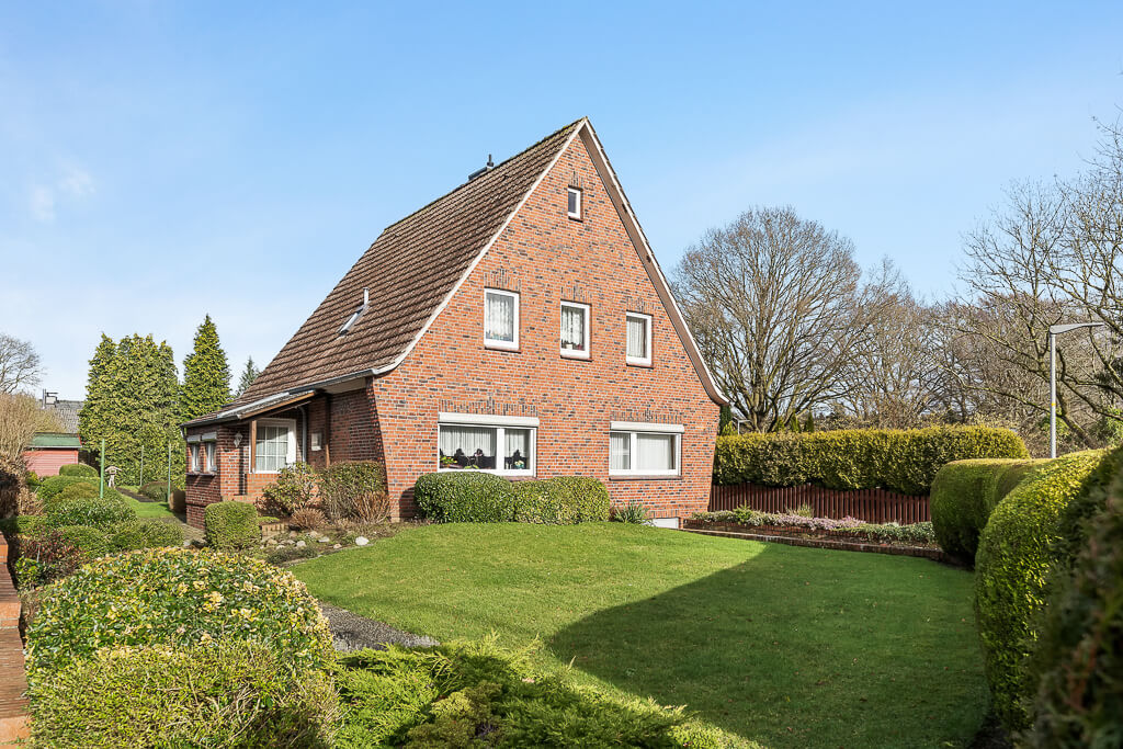 RAHMANN-Backstein-Hausansicht