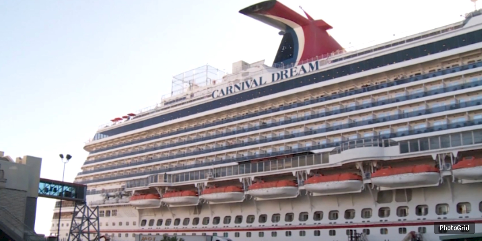  Federal Agencies Probe Mid-Cruise Incident; Carnival Denies "Suspicious Death" Claims
