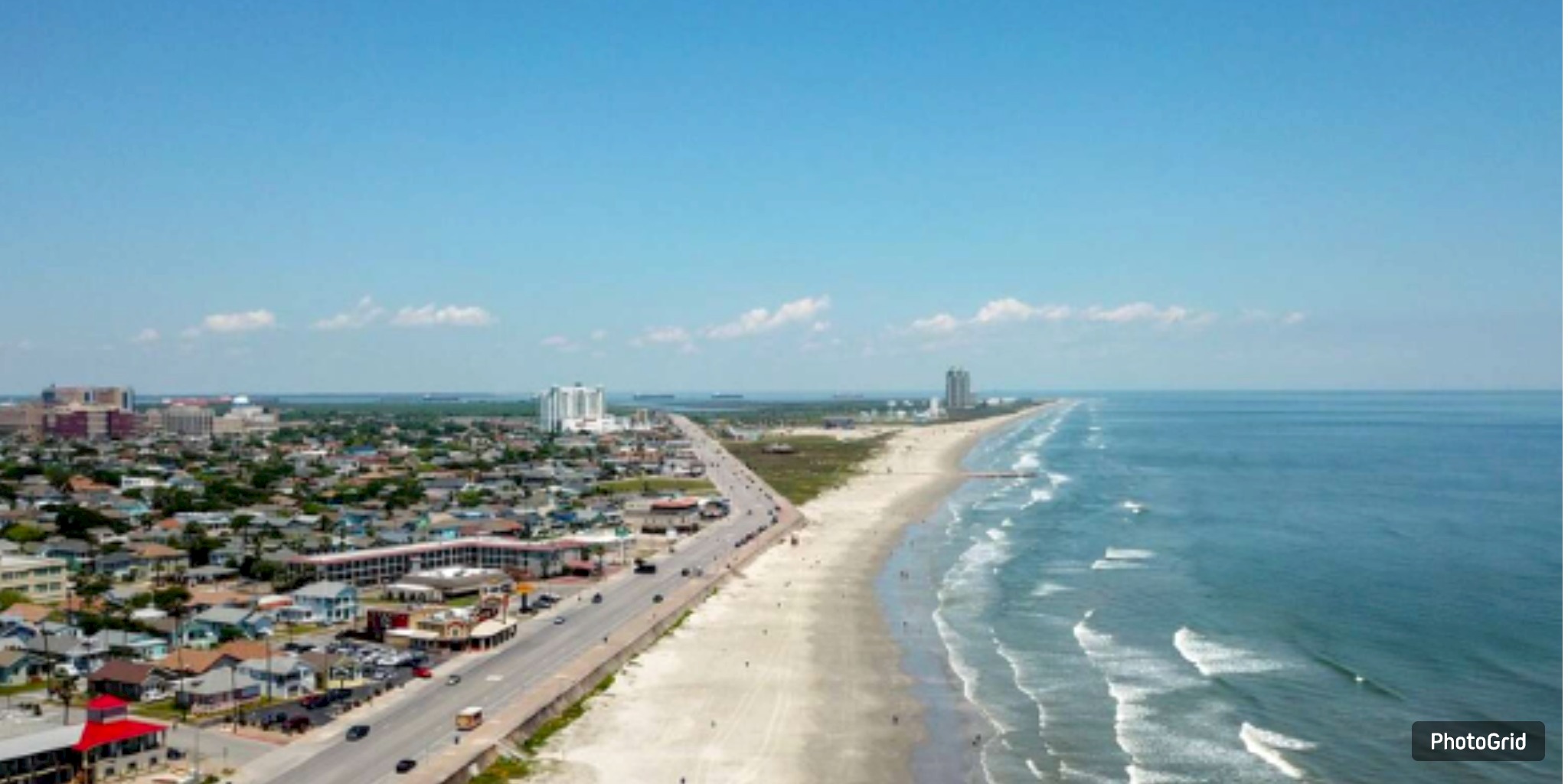  Galveston’s Rare Blue Waters Spark Curiosity—But Scientists Say It’s Safe