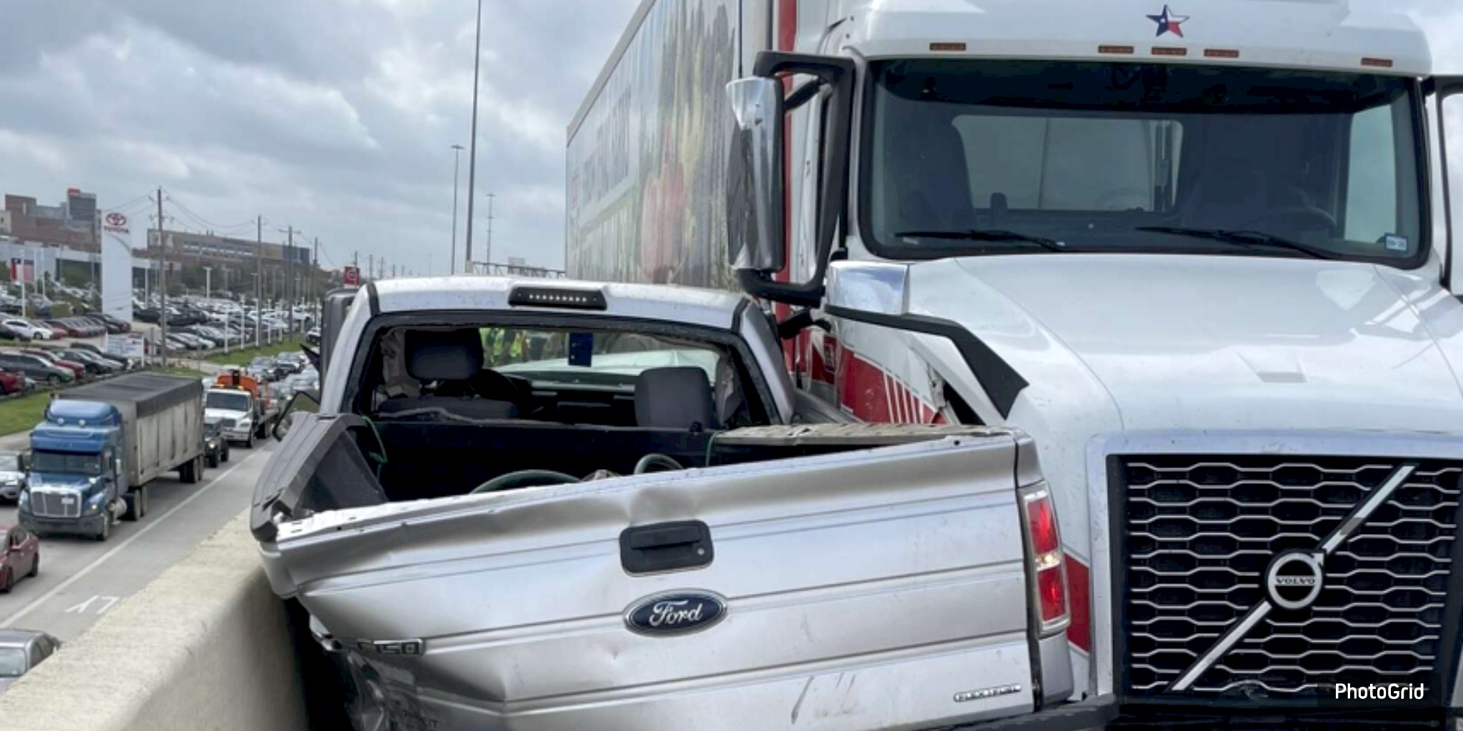 Diesel Spill After 18-Wheeler Crash Shuts Down I-45 Lanes in League City