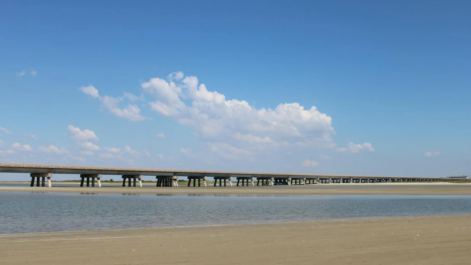 Debate grows over 350-acre Discovery Sands project