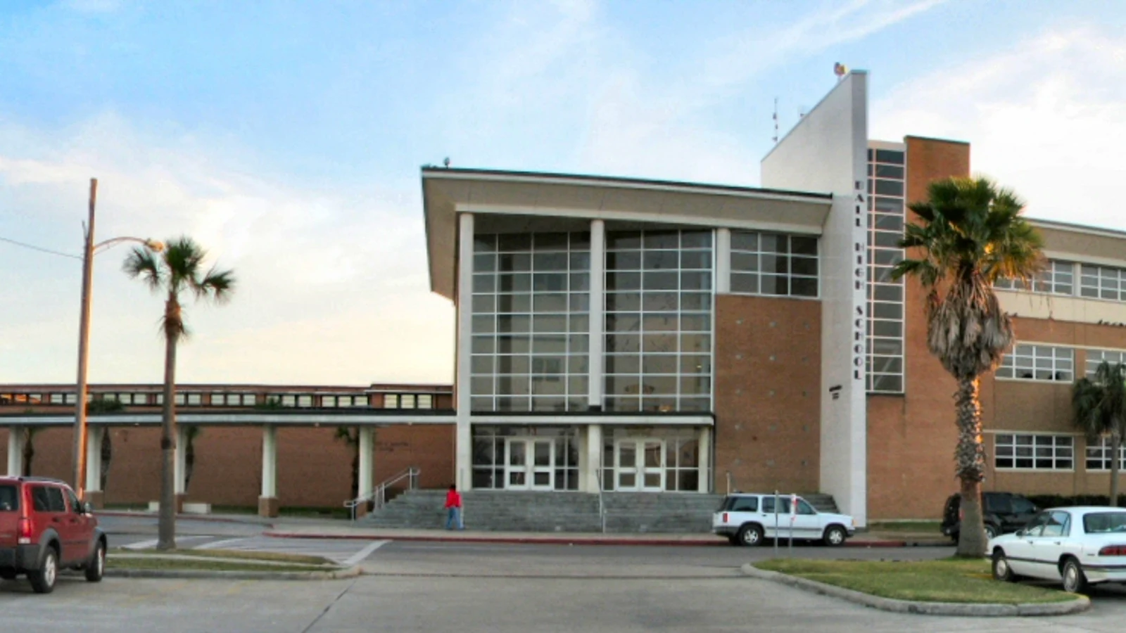 Galveston debuts future-ready Ball High School North