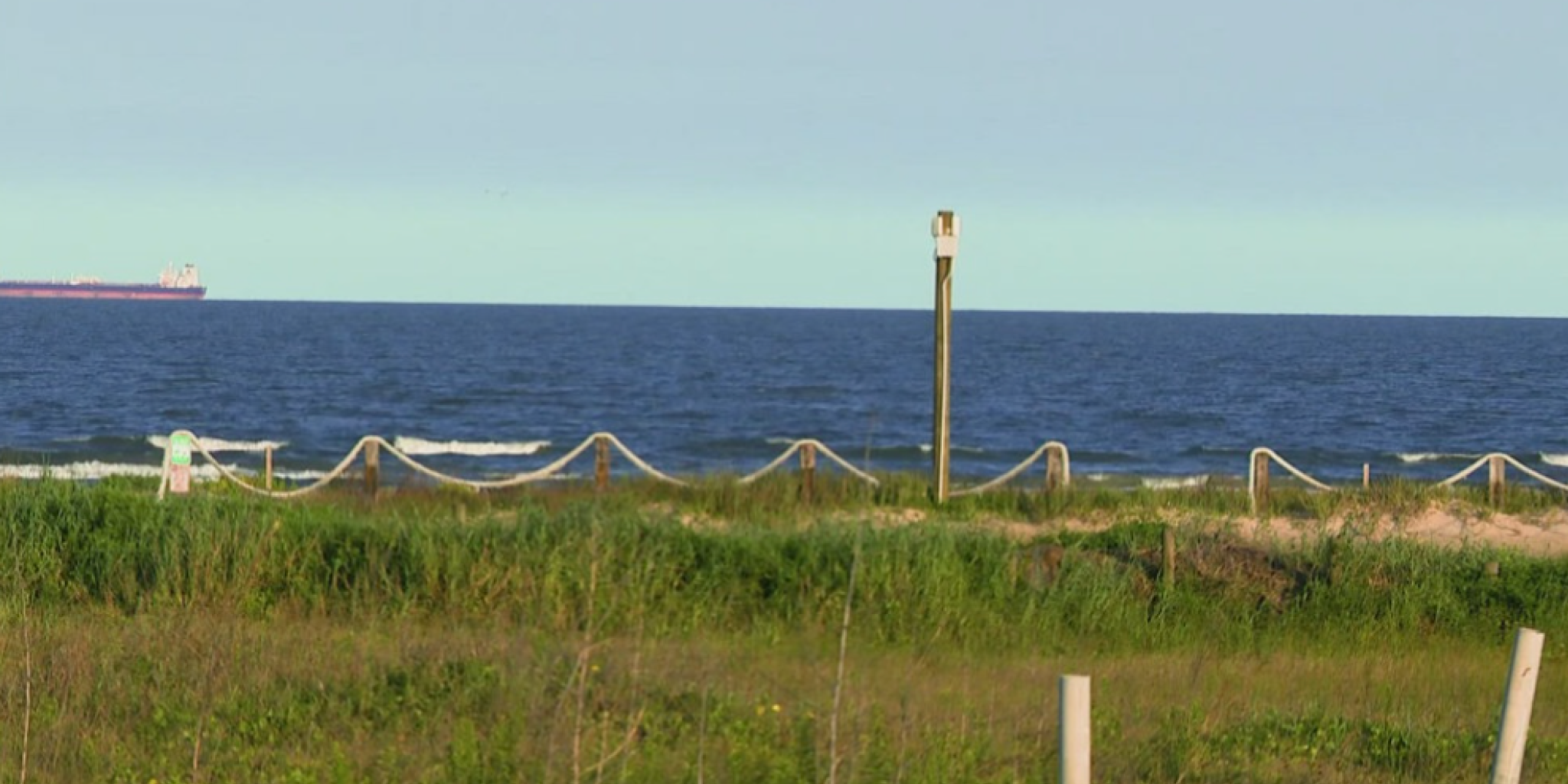 Teen bitten by shark south of Galveston; father credited with quick response