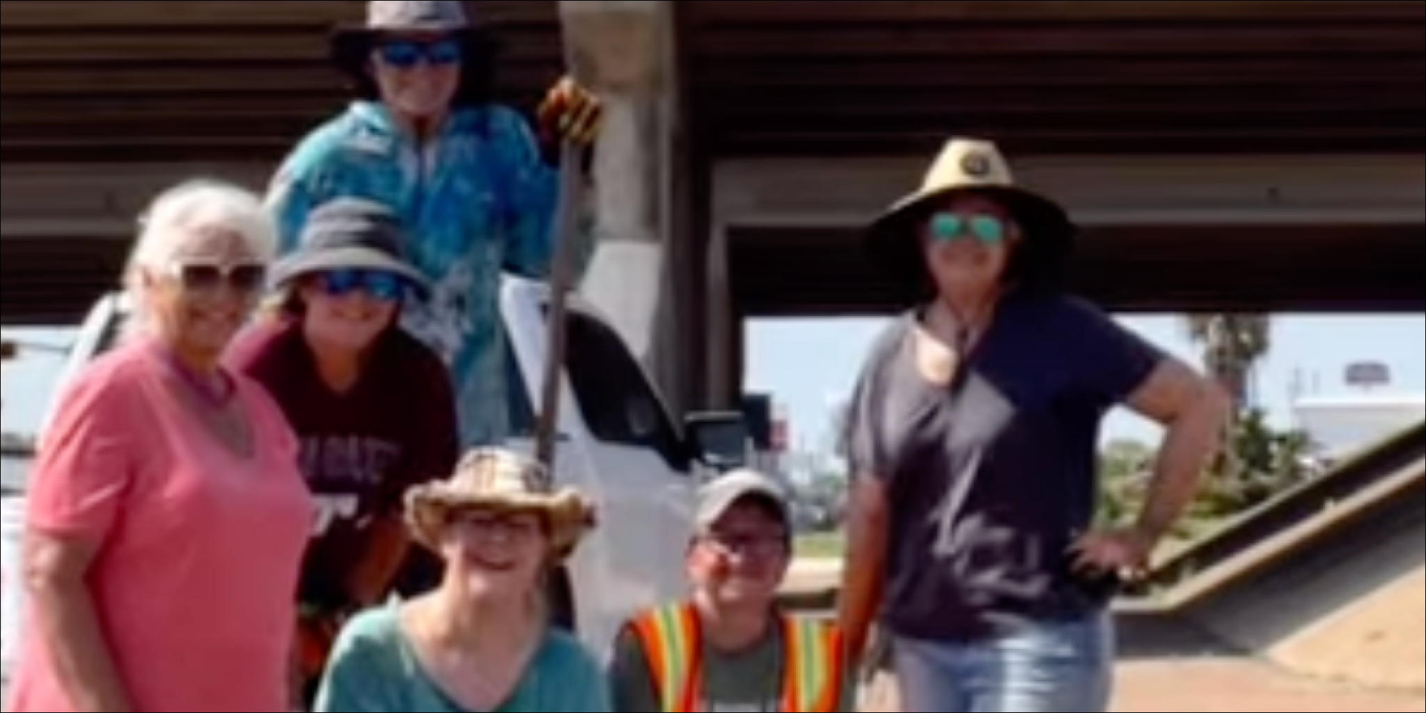 Community pushes to improve Galveston's first impression before July 4
