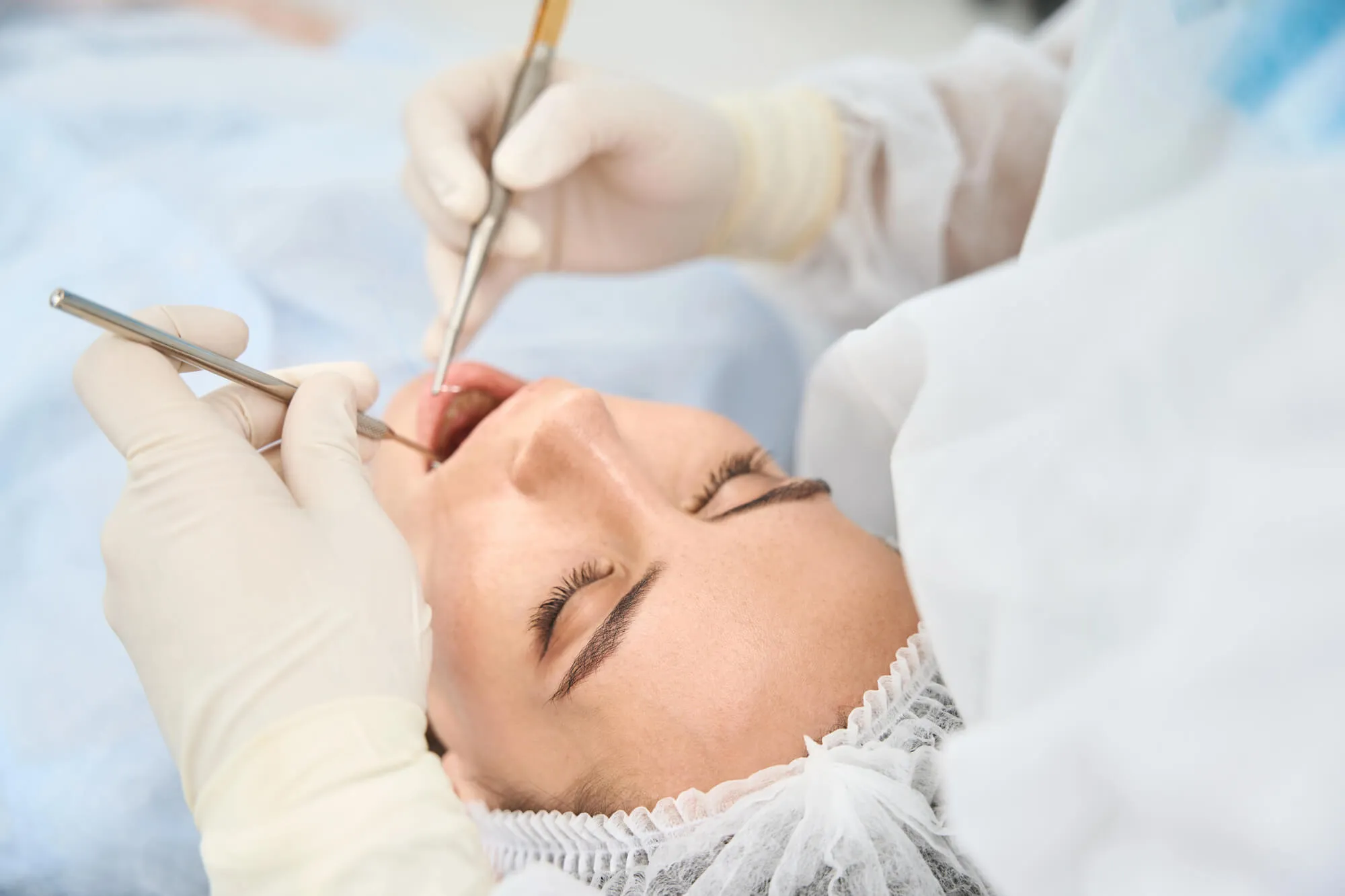 dentist performs emergency tooth extraction greensboro nc