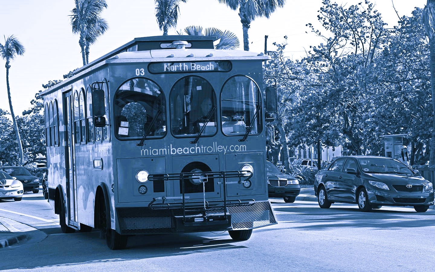 A photo of Miami's Trolley.