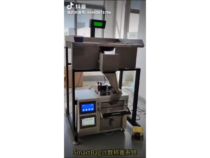SEVERN-WS weighing system mounted above a tabletop bagging machine