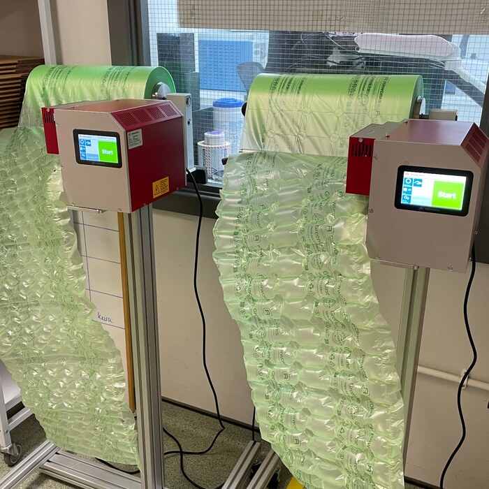 Two Cirrus Maxx systems producing SoftLayer and MultiPocket inflatable protective packaging