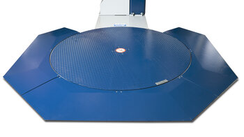 270-degree low-profile access ramp for the Robopac Masterplat Plus LP pallet wrapper
