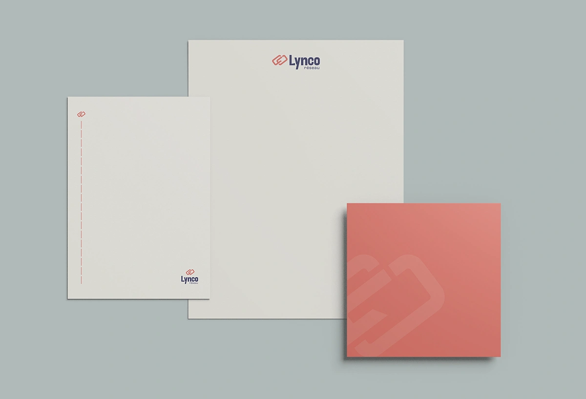 Ensemble de papiers chartés à l'image de Lynco