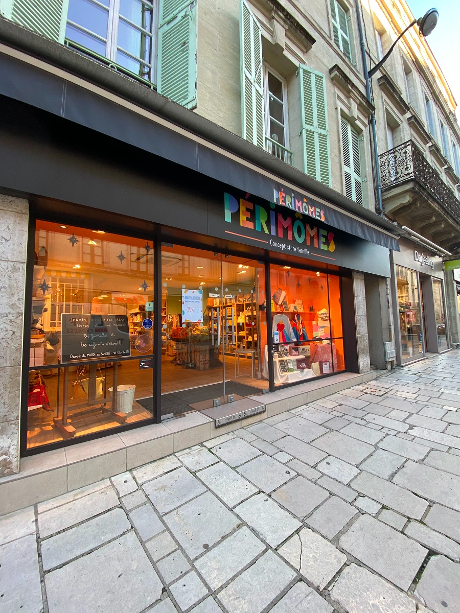 Devanture de la boutique de Périmômes