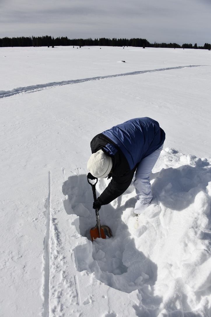 Digging my snow pit!