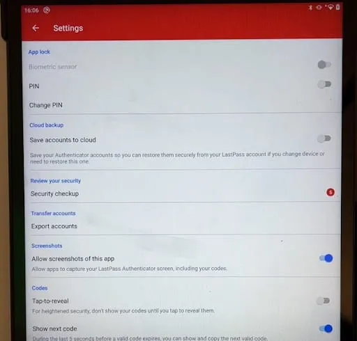 LastPass Authenticator App settings screen with allow screenshots option enabled.