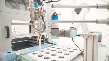 Solución de encapsulado ViscoTec para Fichter-Maschinen