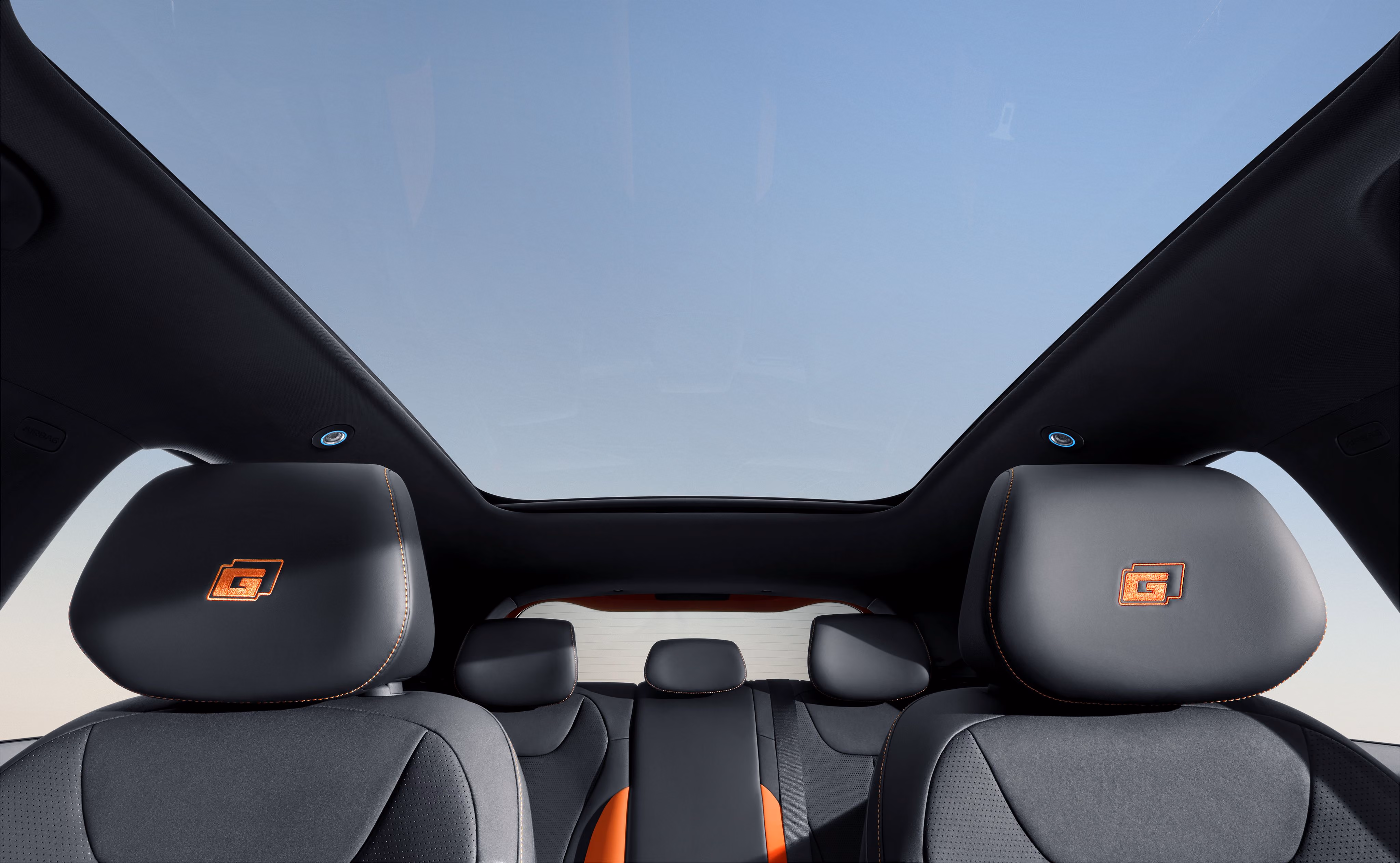 BYD DOLPHIN G DM-i, Innenansicht, Panorama-Glasdach