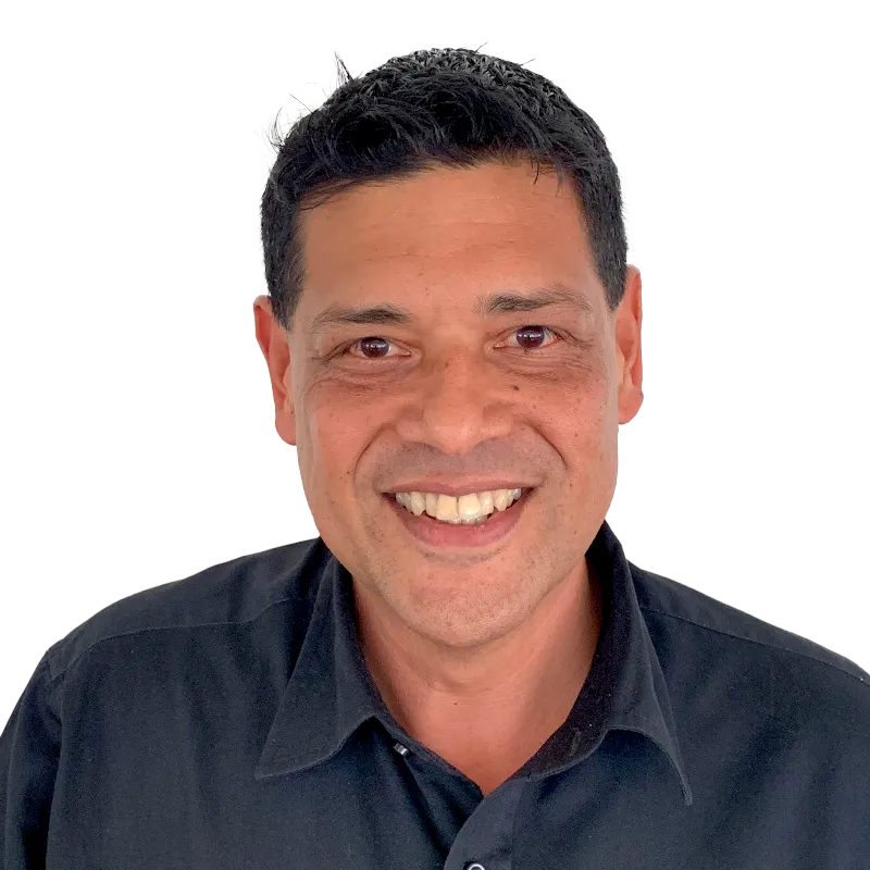 Karl Johns Full Colour Headshot with no background