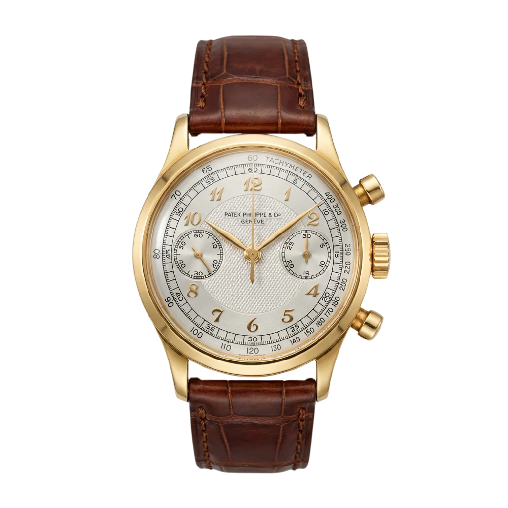 Patek Philippe Calatrava horloge in goud op witte achtergrond