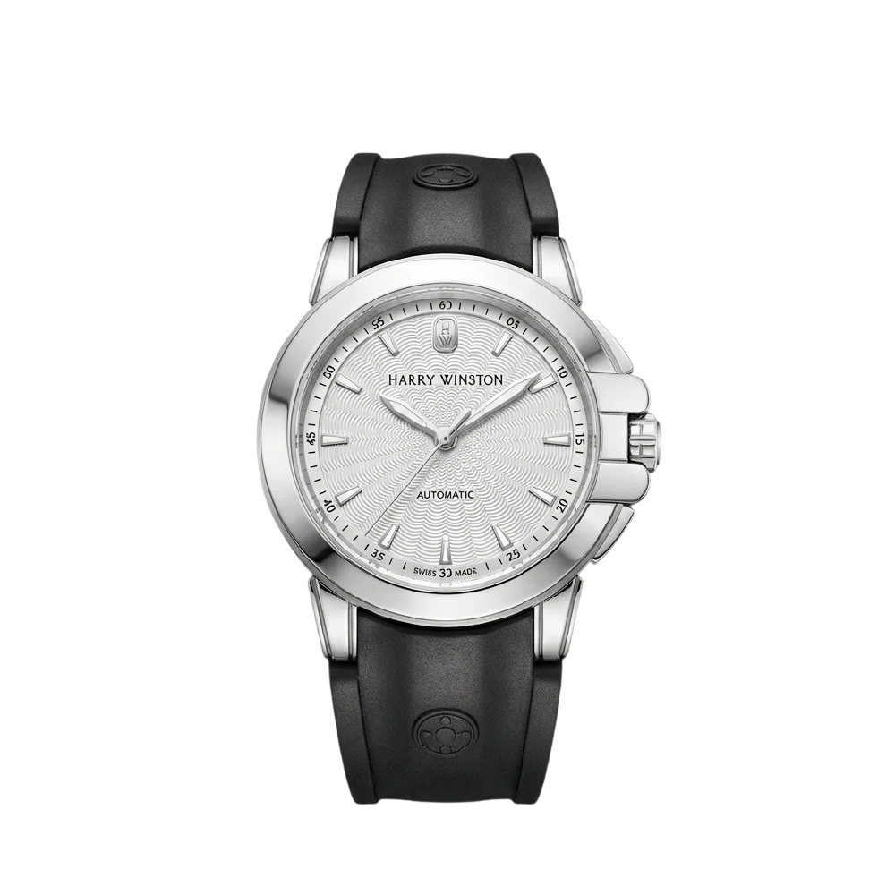 Exclusief zilveren of witgouden luxe horloge op een donkere achtergrond