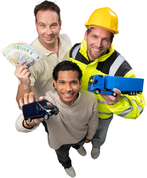 Drie lachende mensen houden twee onderpanden en één bundel bankbiljetten vast. Een illustratie van geld lenen door te verpanden bij Vandaag Verpanden.