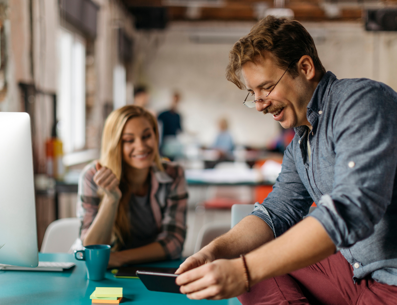 Boost team culture with powerful employee recognition tools