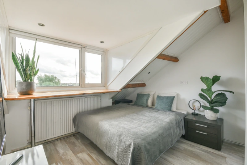 Small loft bedroom ideas